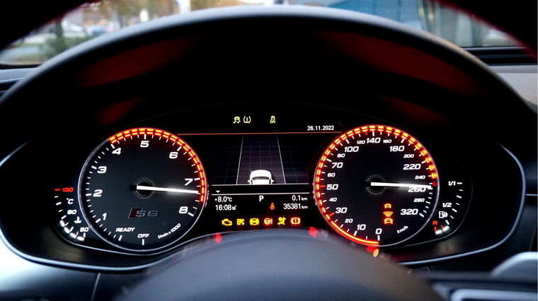 Audi S6