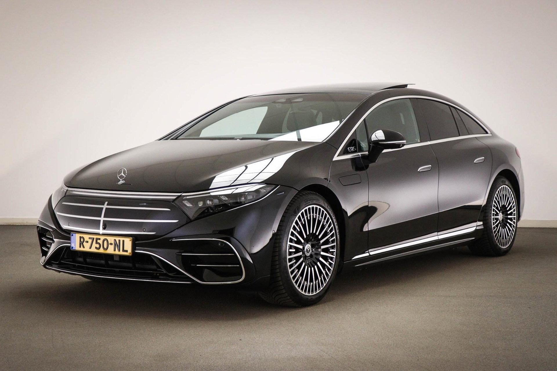 Foto van Mercedes-Benz EQS