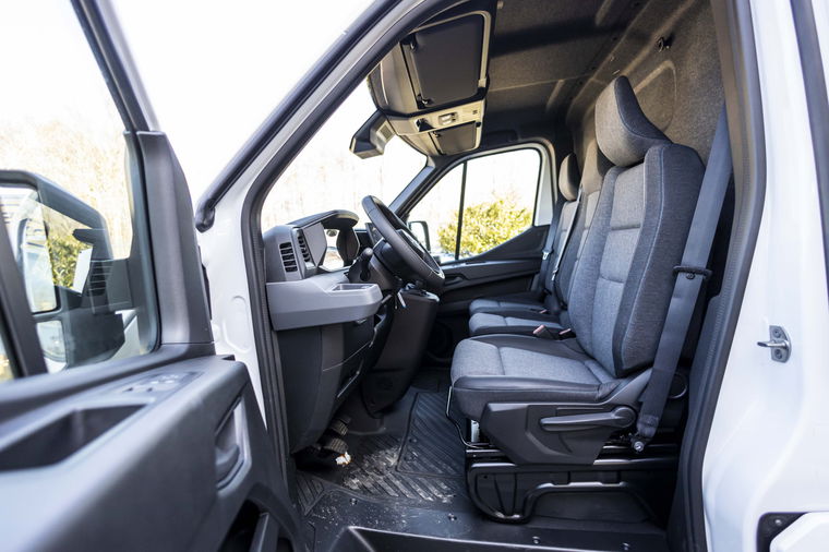 Nissan Interstar