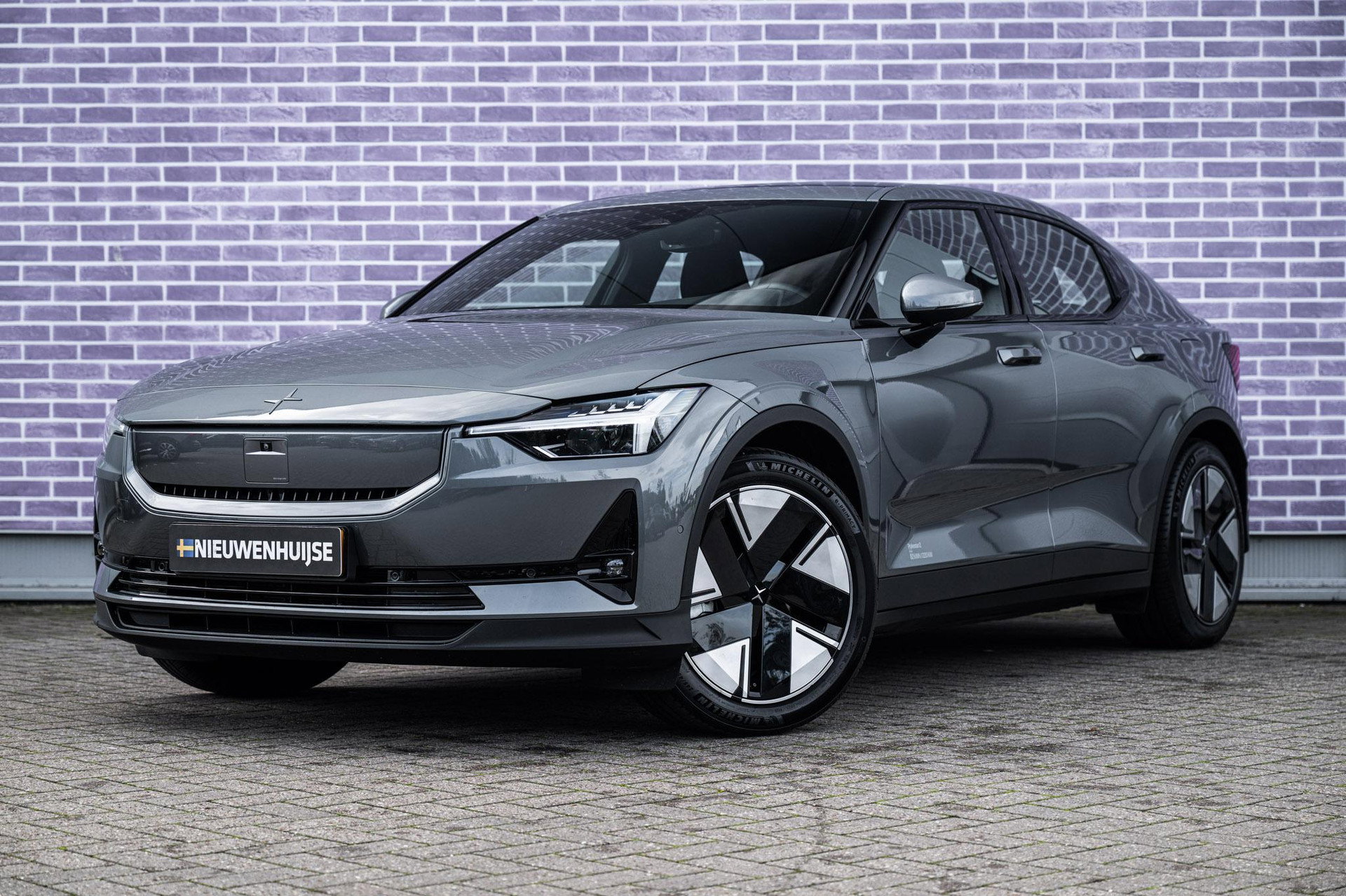 Foto van Polestar 2