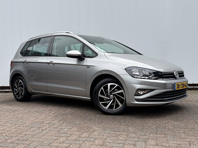Foto van Volkswagen Golf Sportsvan