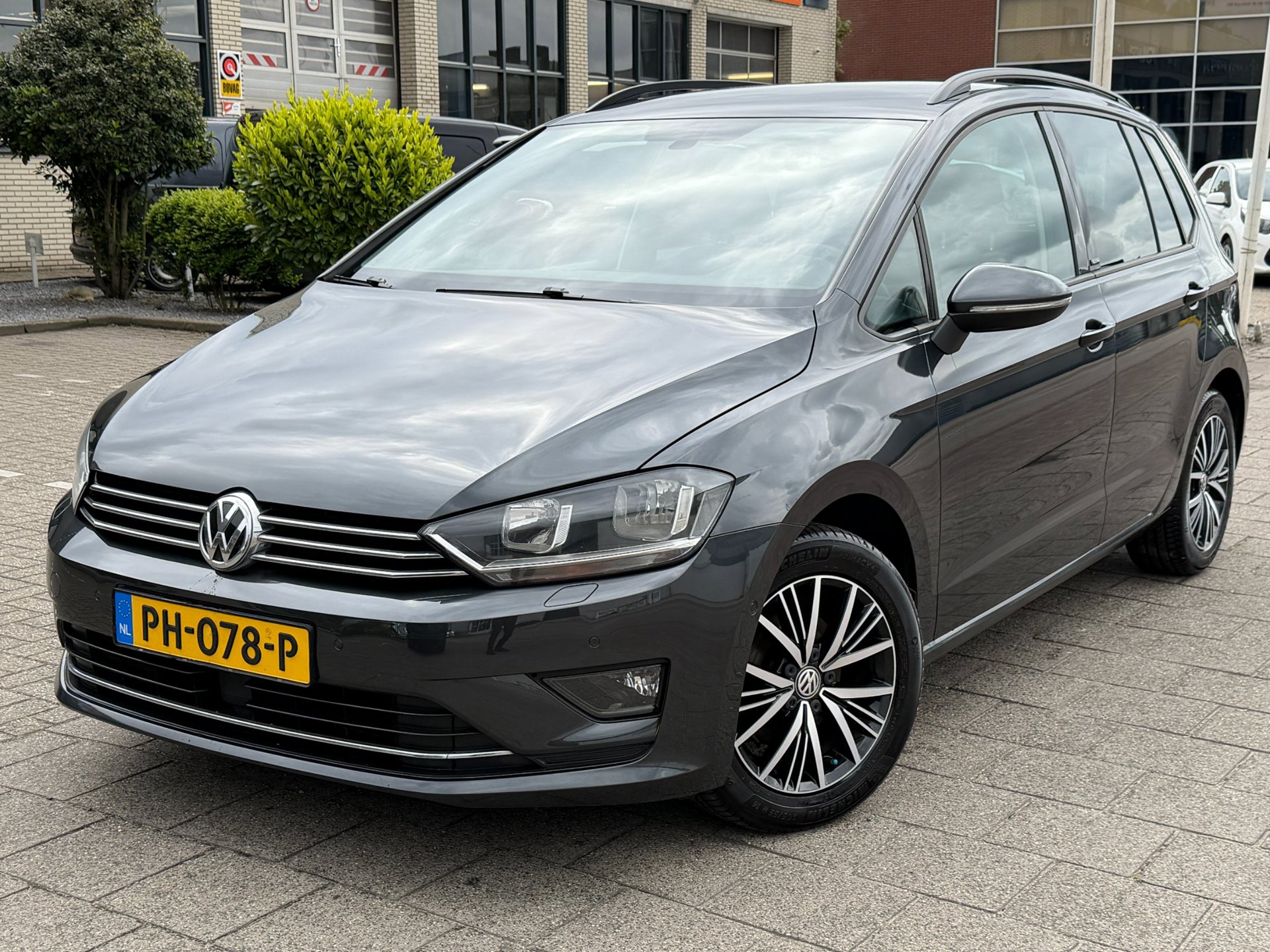 Foto van Volkswagen Golf Sportsvan