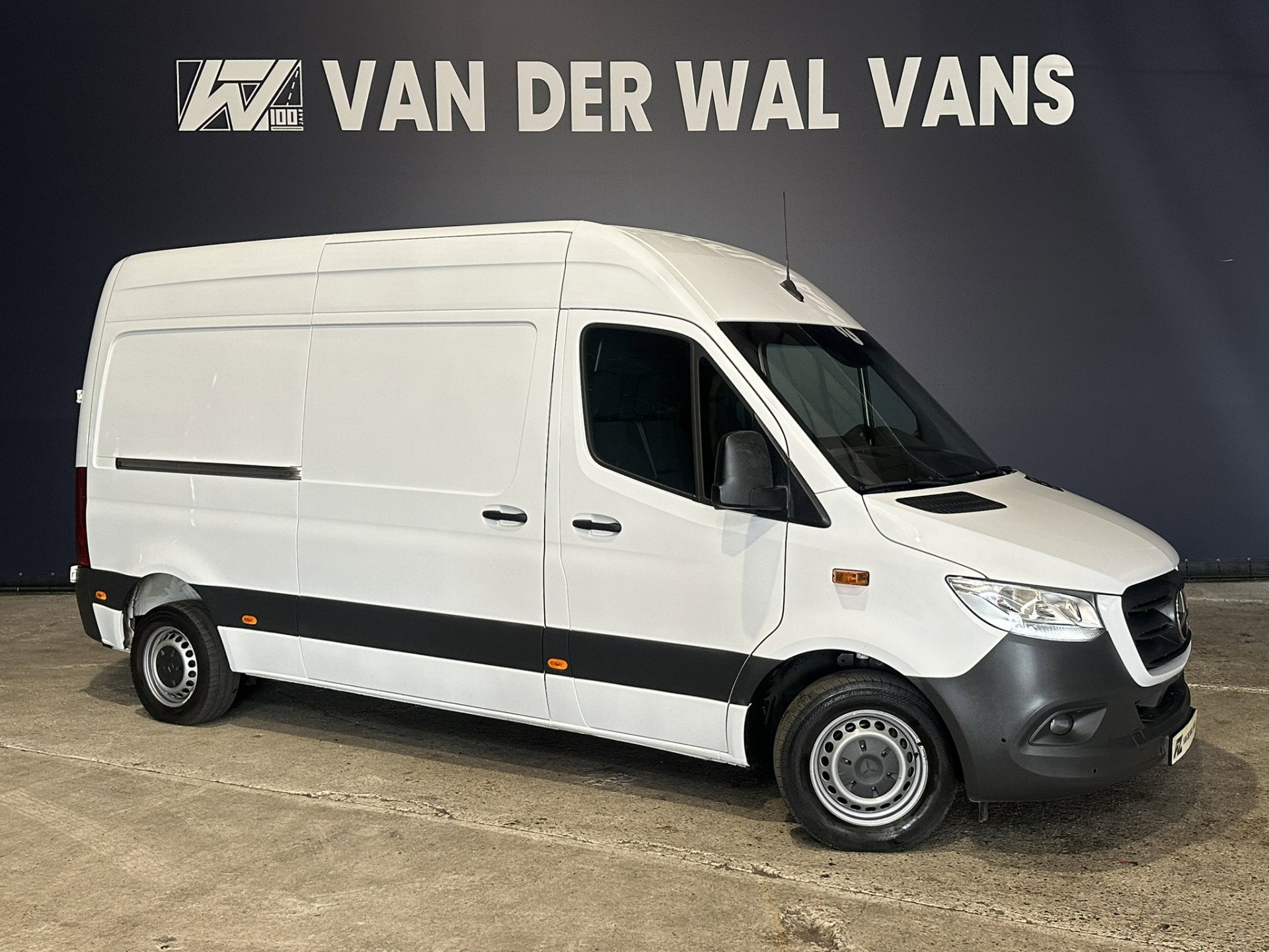 Mercedes-Benz Sprinter 314 CDI 143pk L2H2 Euro6 Airco | Camera | Navigatie | Apple Carplay