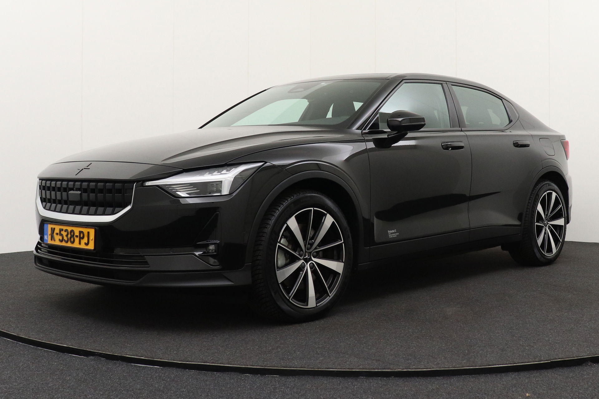 Foto van Polestar 2