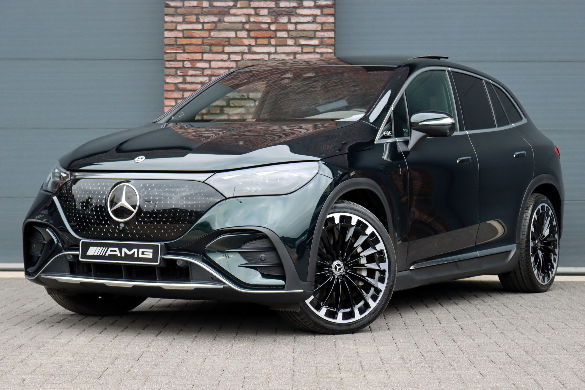 Foto van Mercedes-Benz EQE SUV