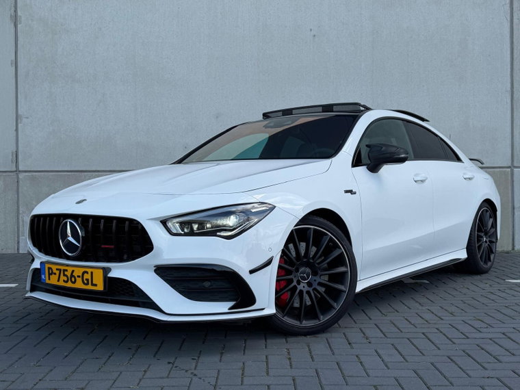 Foto van Mercedes-Benz CLA