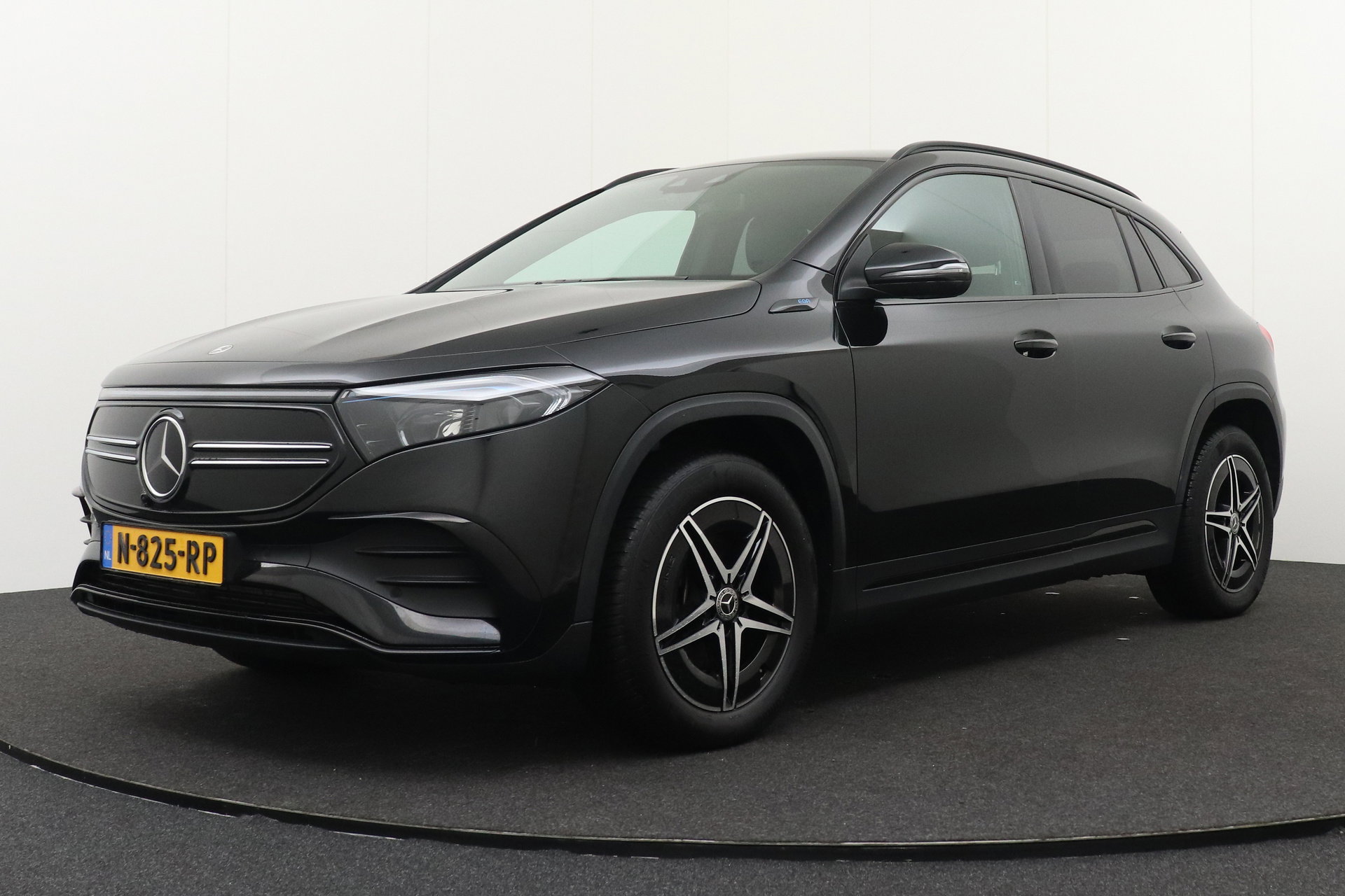 Foto van Mercedes-Benz EQA