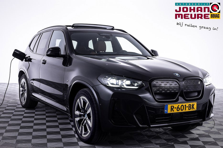 Foto van BMW iX3