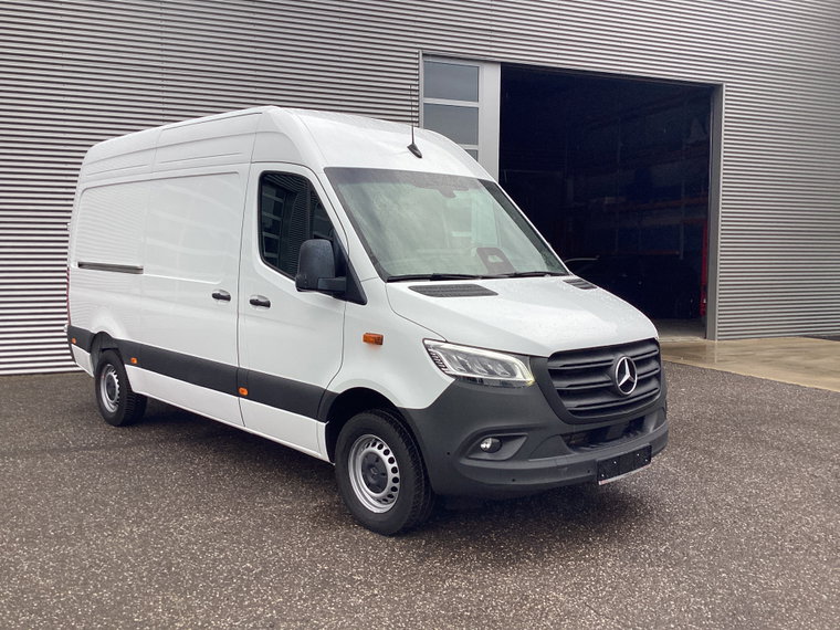 Mercedes-Benz Sprinter foto 1