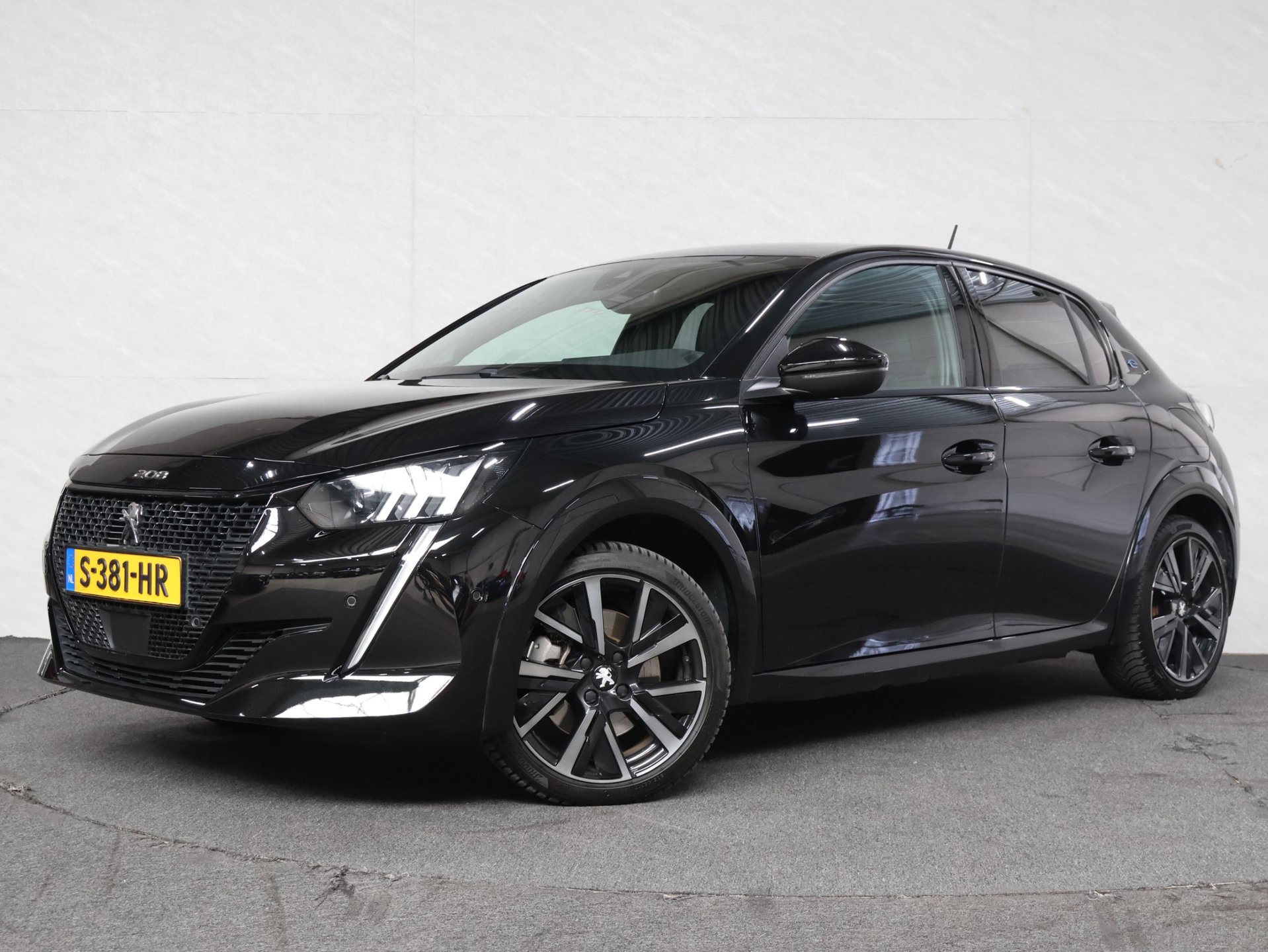 Foto van Peugeot e-208