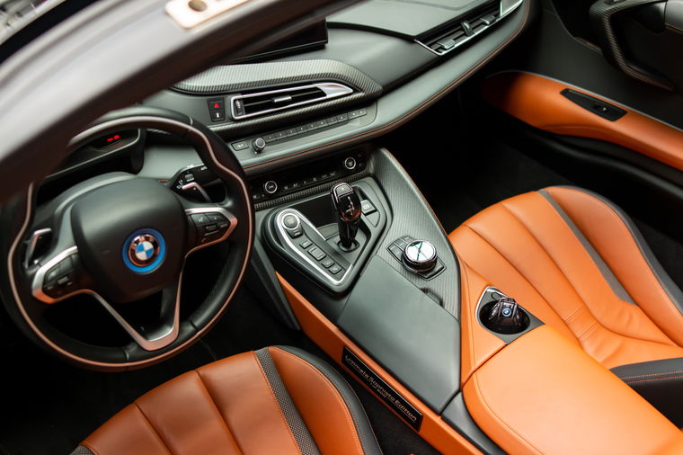 BMW i8 Roadster