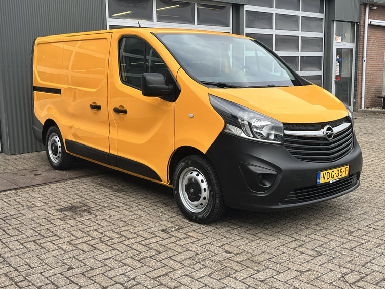 Opel Vivaro foto 1
