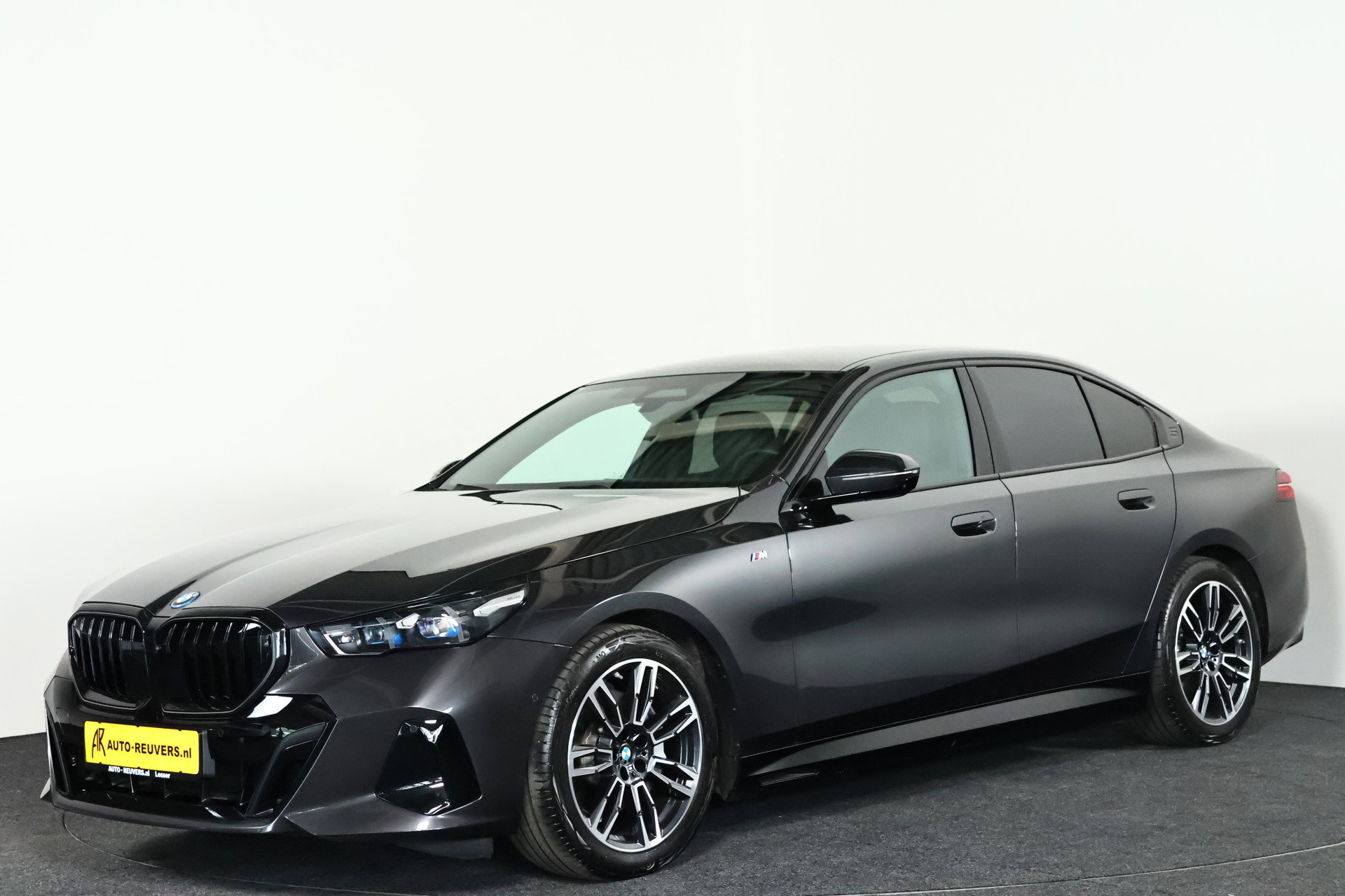 Foto van BMW i5