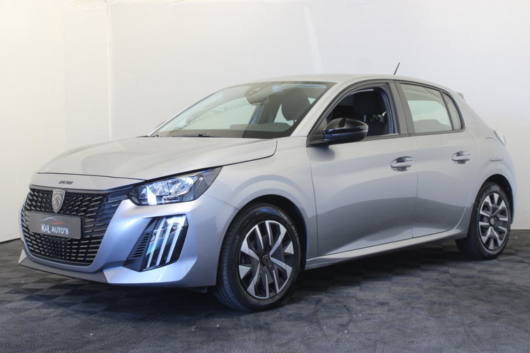 Peugeot 208 foto 1