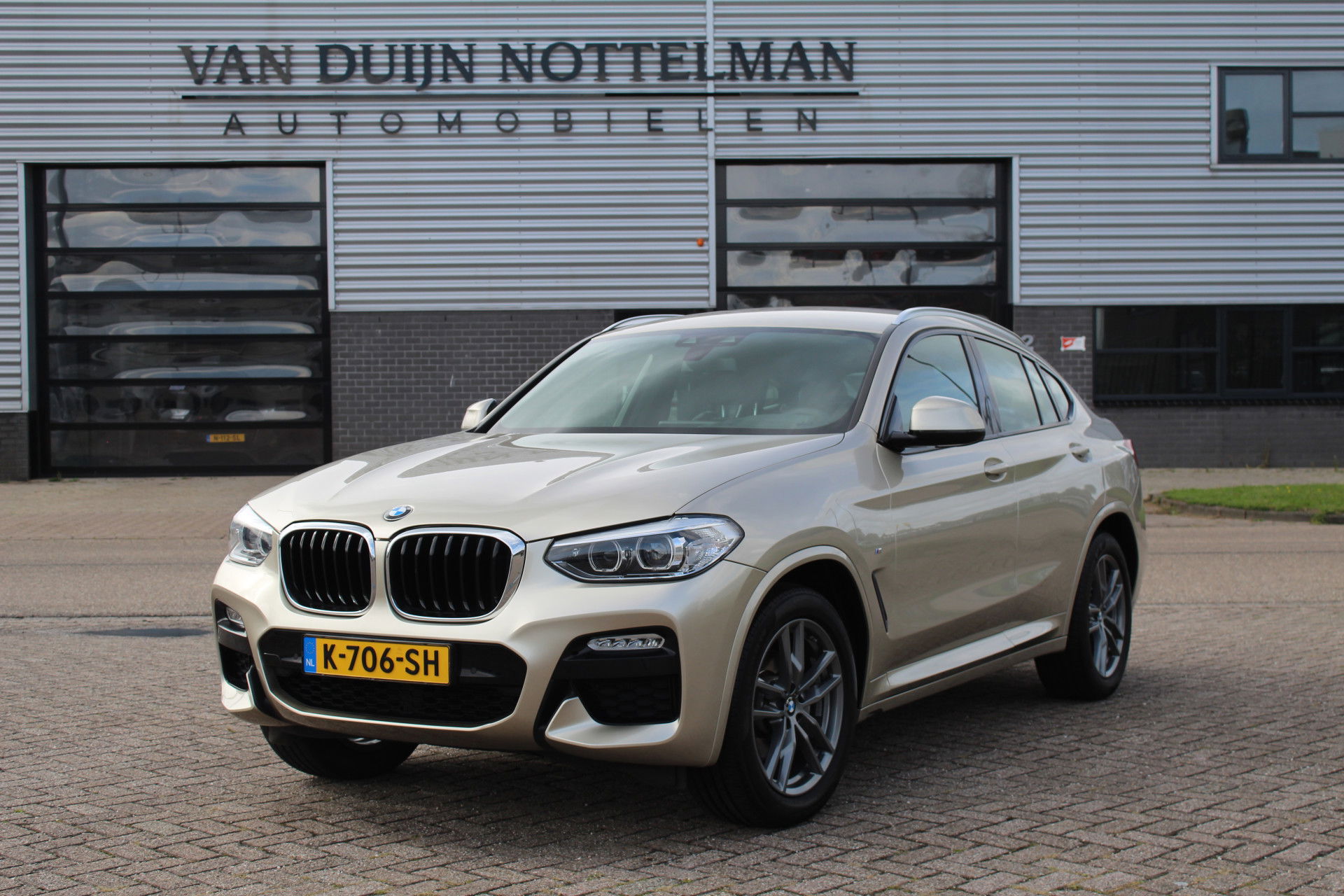 Foto van BMW X4