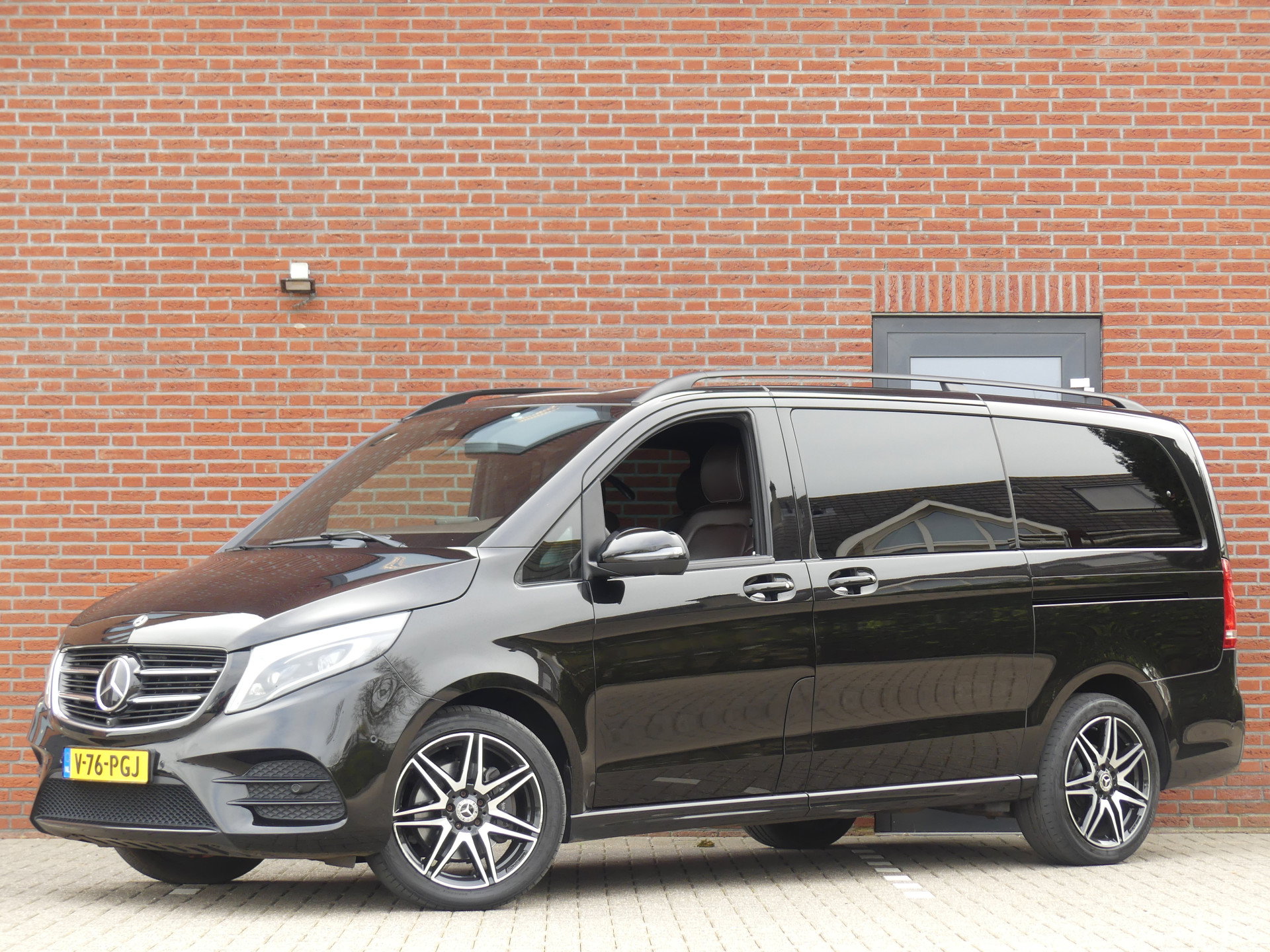 Foto van Mercedes-Benz V-Klasse