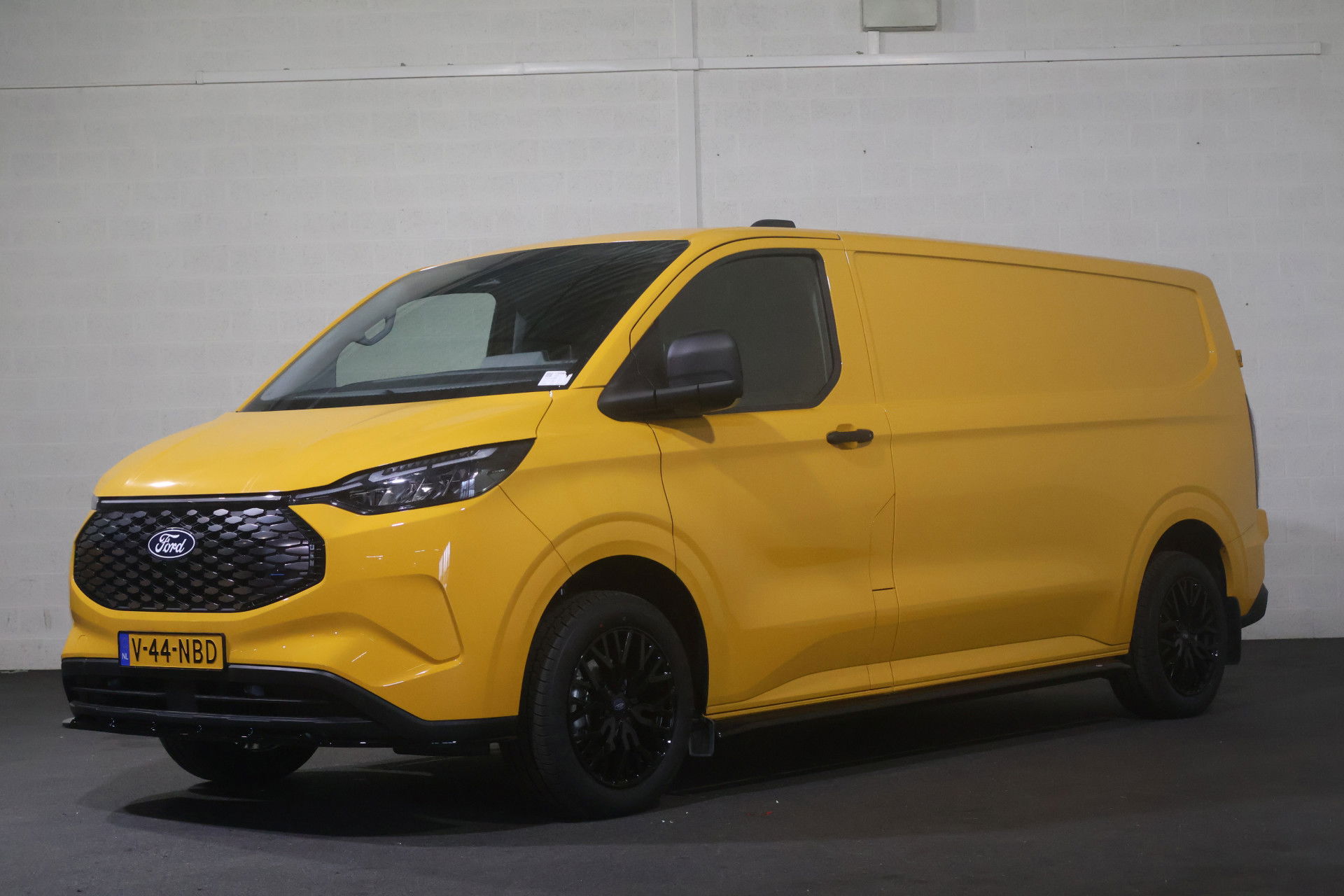 Foto van Ford E-Transit Custom