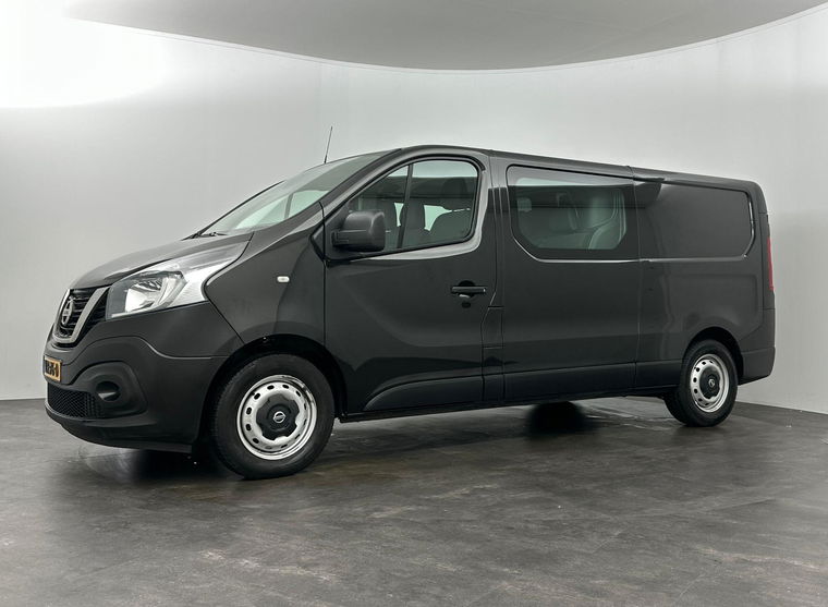Nissan NV300