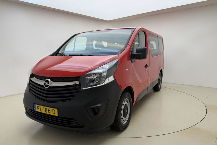Foto van Opel Vivaro Combi