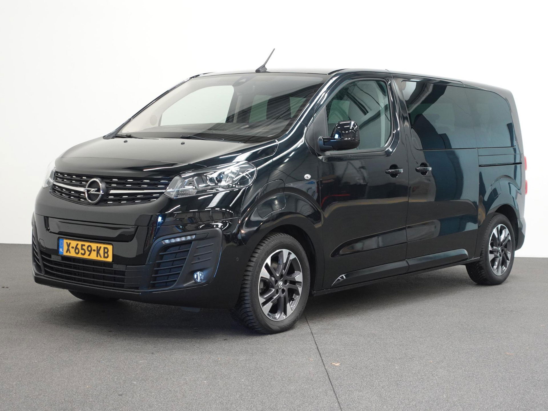 Foto van Opel Vivaro-e Combi