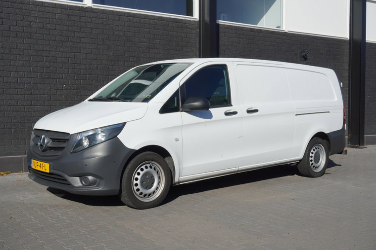 Mercedes-Benz Vito foto 1
