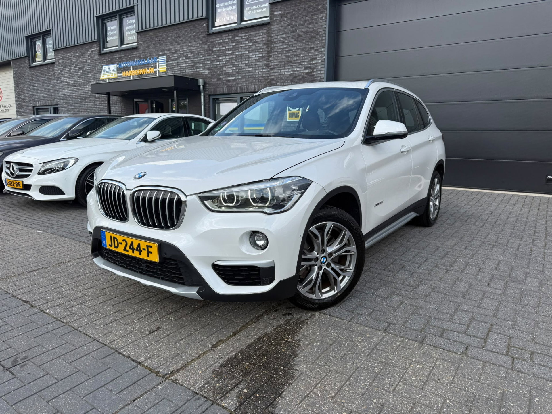Foto van BMW X1