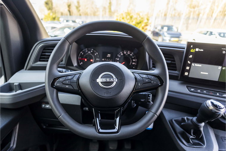 Nissan Interstar