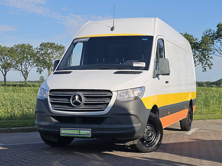 Foto van Mercedes-Benz Sprinter