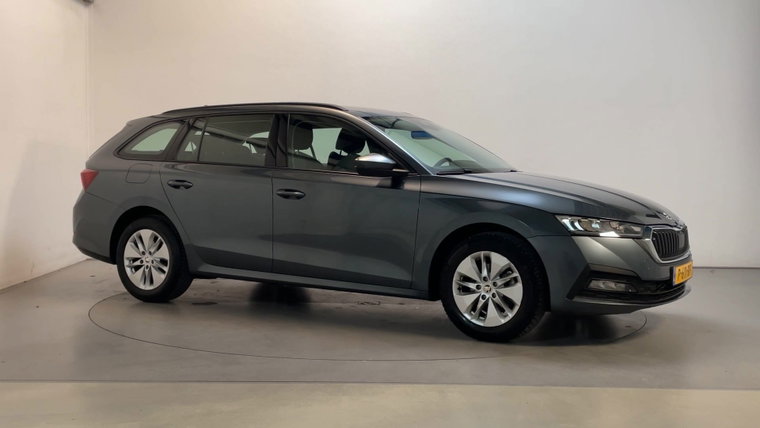 Škoda Octavia foto 1