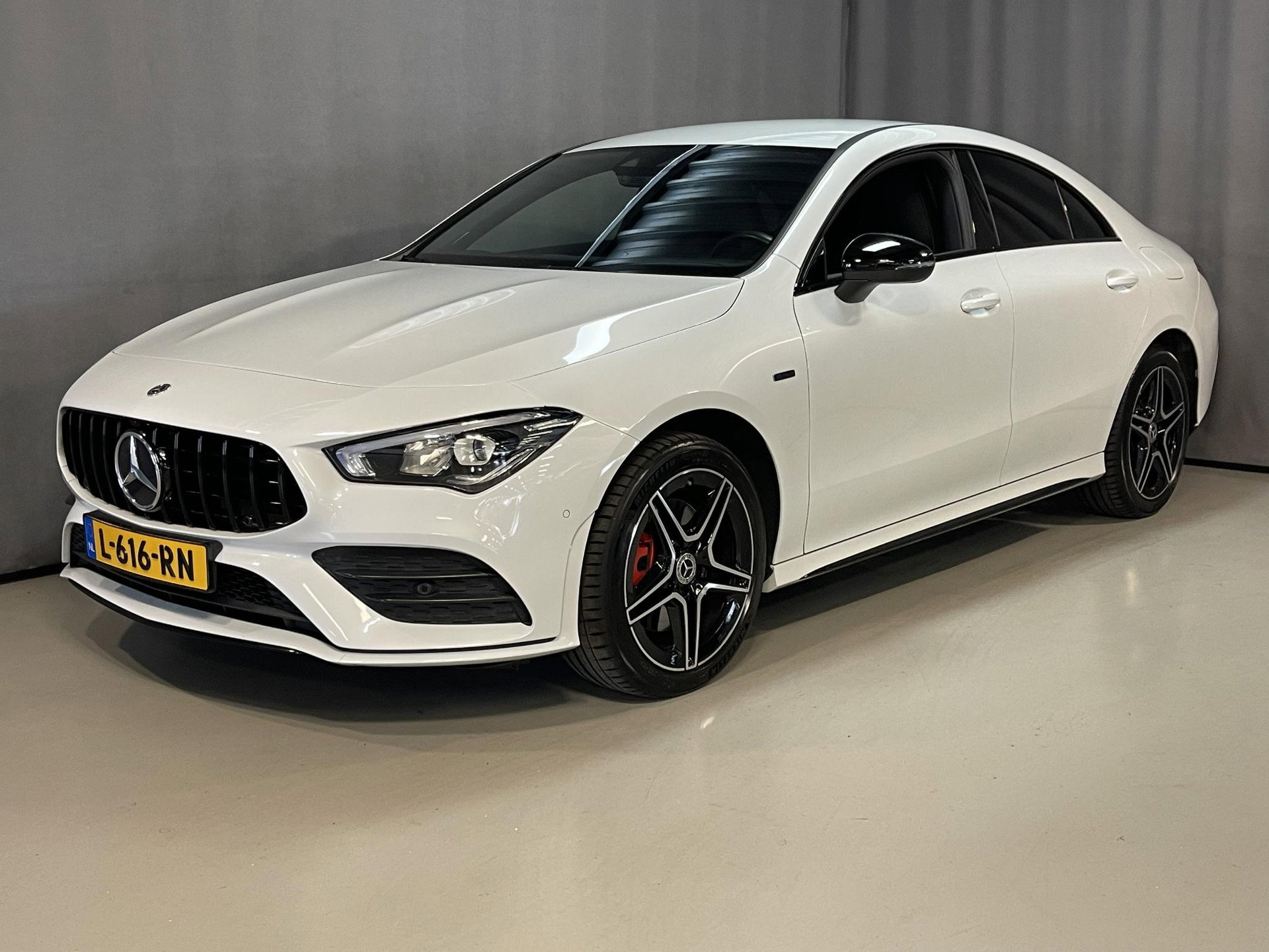 Foto van Mercedes-Benz CLA