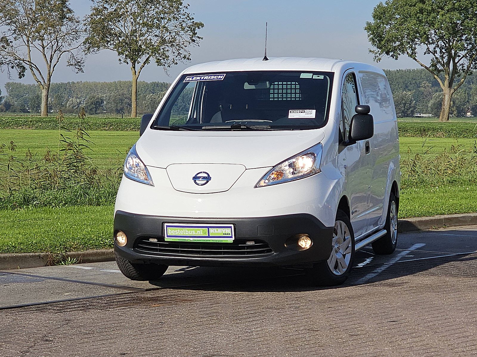 Foto van Nissan e-NV200