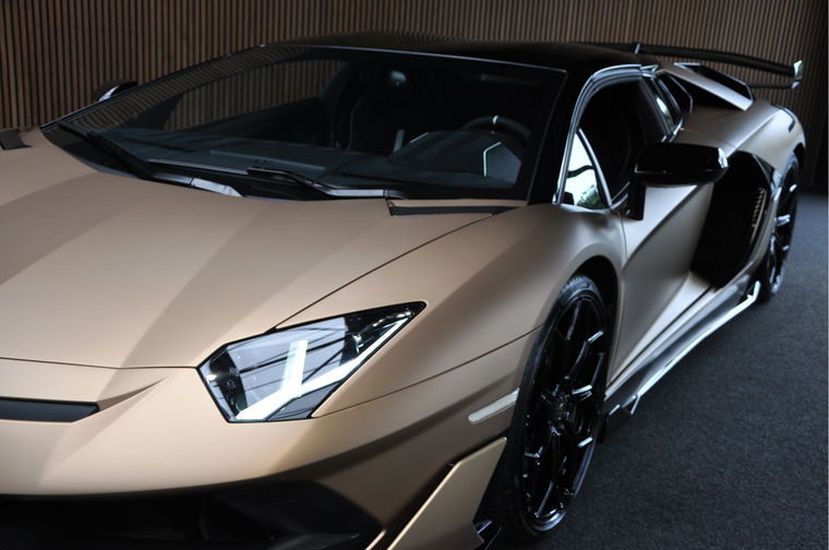 Lamborghini Aventador