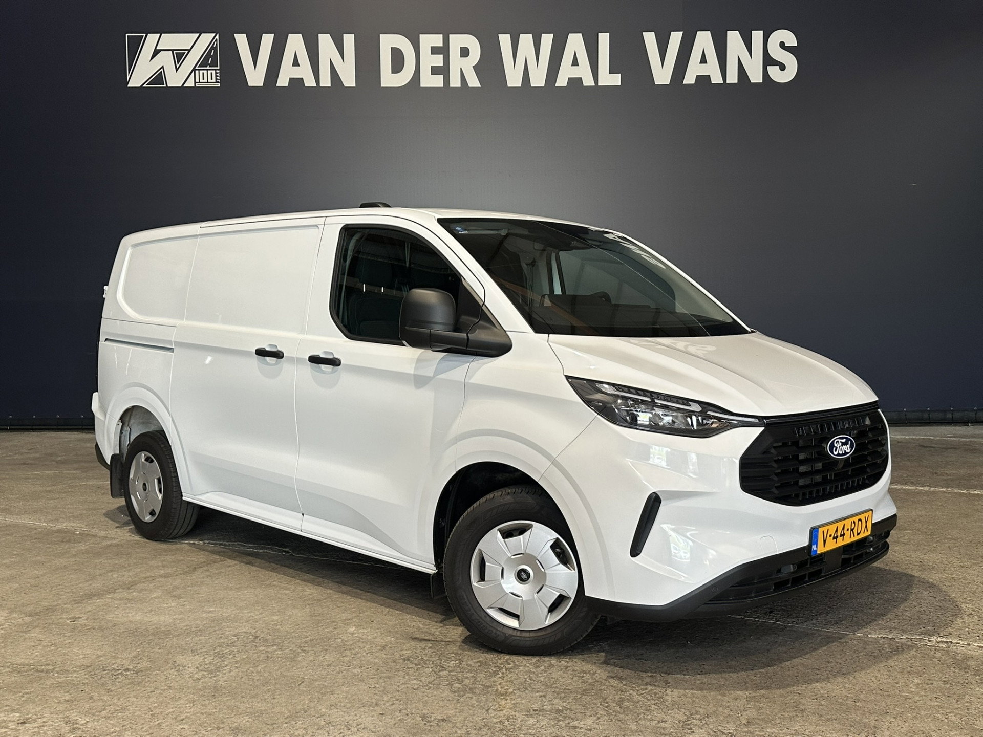 Ford Transit Custom 2.0 TDCI 136pk L1H1 Euro6 Airco | Camera | LED | Apple Carplay | Cruisecontrol