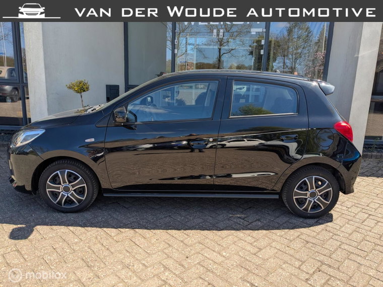 Foto van Mitsubishi Space Star