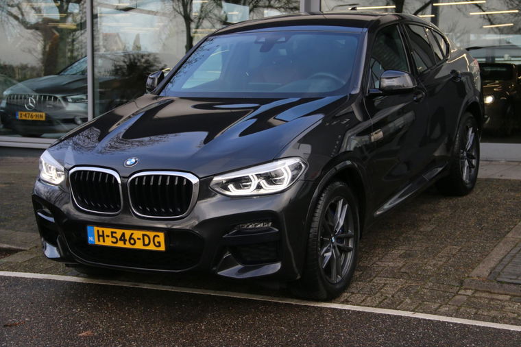 Foto van BMW X4