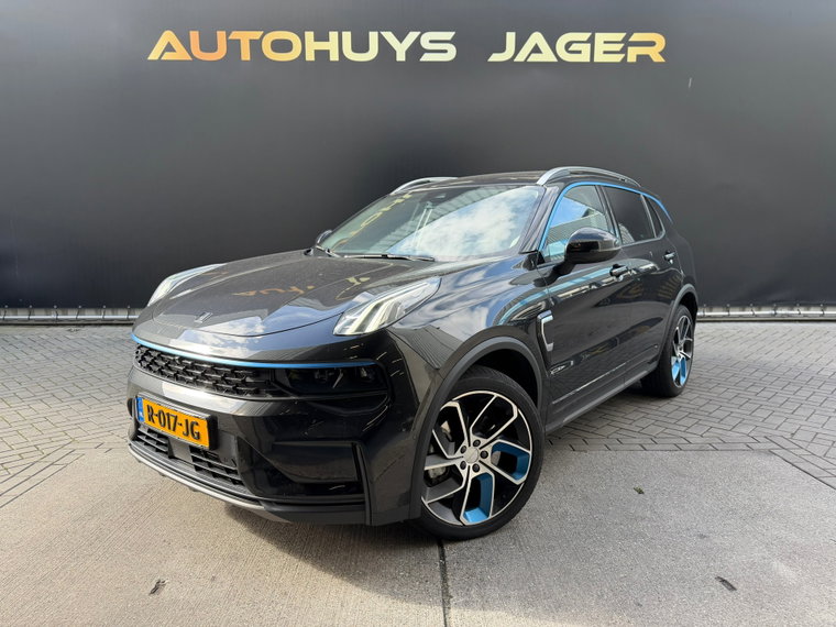 Lynk & Co 01 foto 1