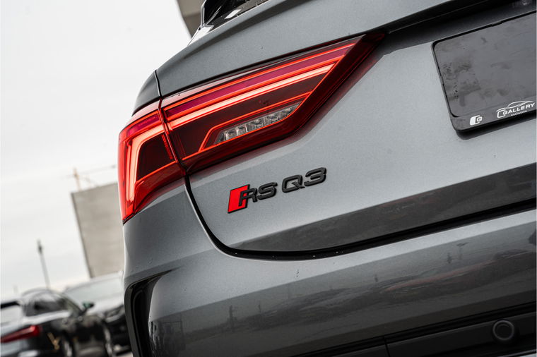 Audi RSQ3