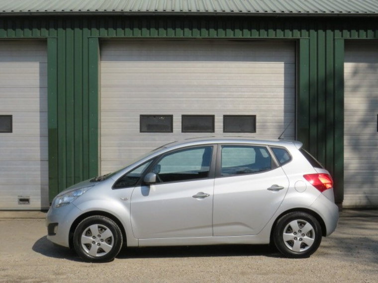 Kia Venga foto 1