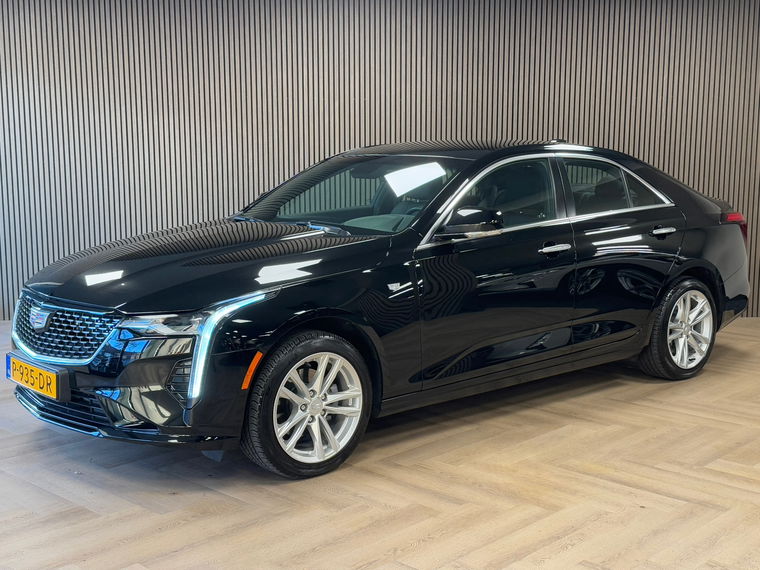 Cadillac Ct4 350t awd