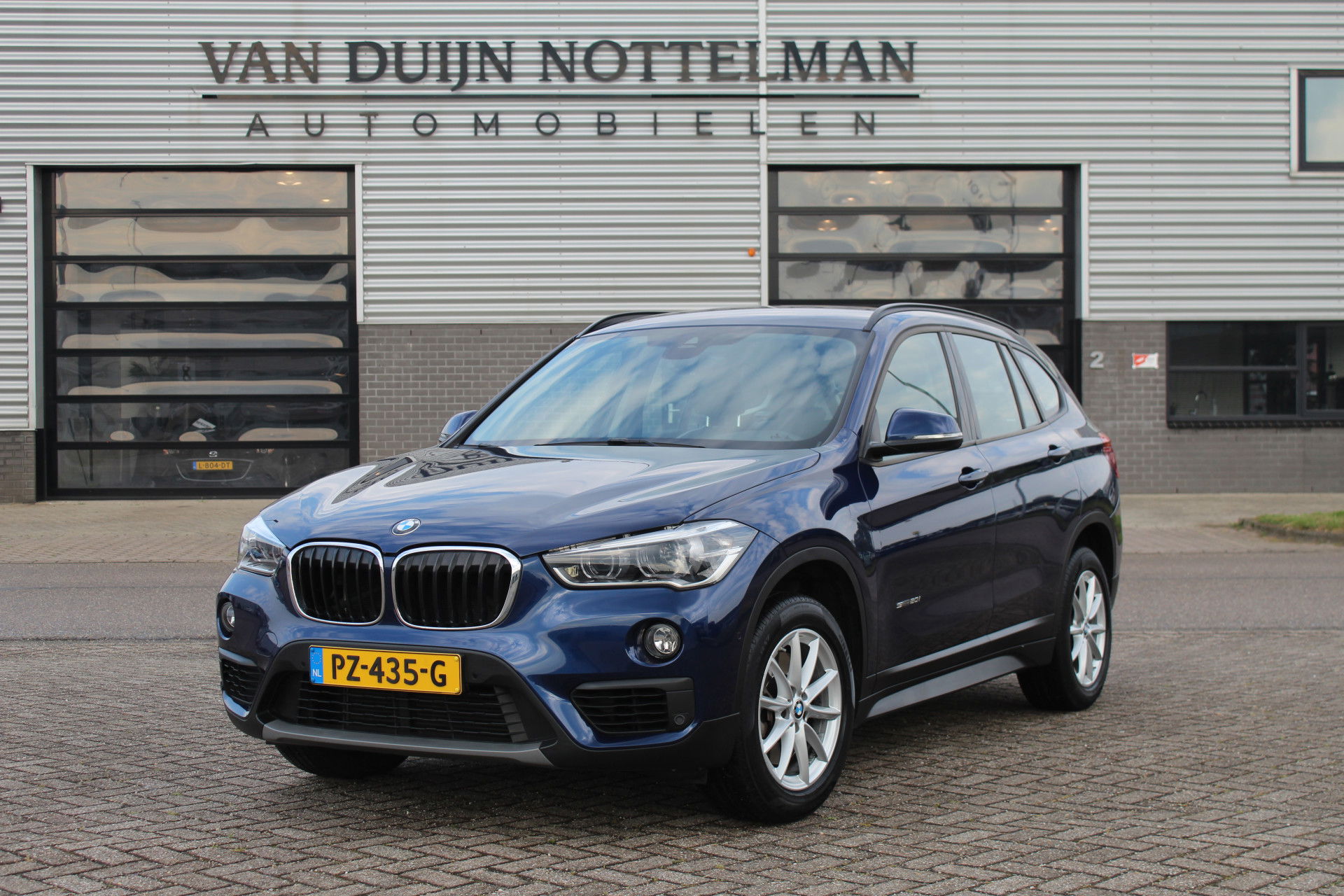Foto van BMW X1