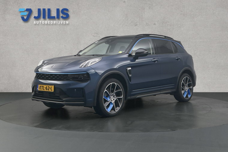 Lynk & Co 01 foto 1