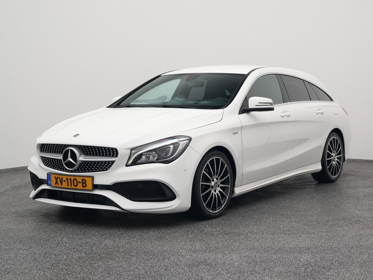 Mercedes-Benz CLA foto 1
