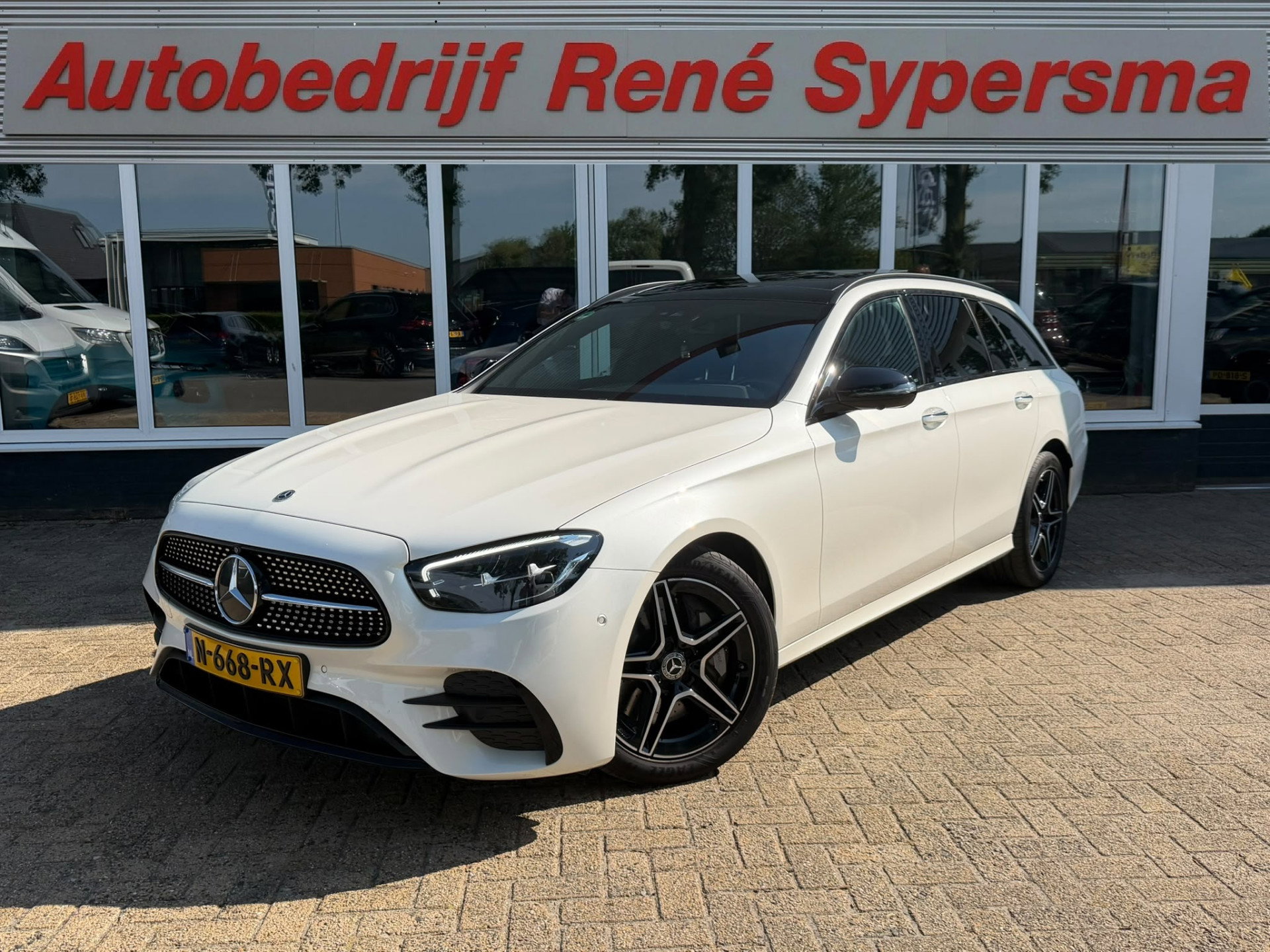 Foto van Mercedes-Benz E-Klasse