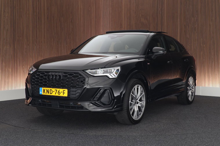 Audi Q3 foto 1