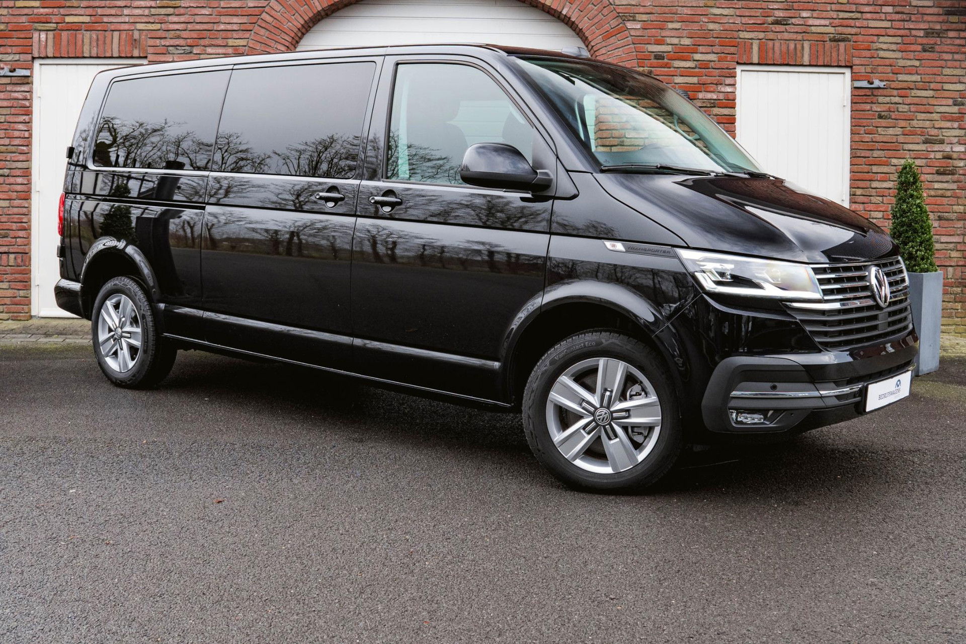 Foto van Volkswagen Volkswagen Transporter T6.1