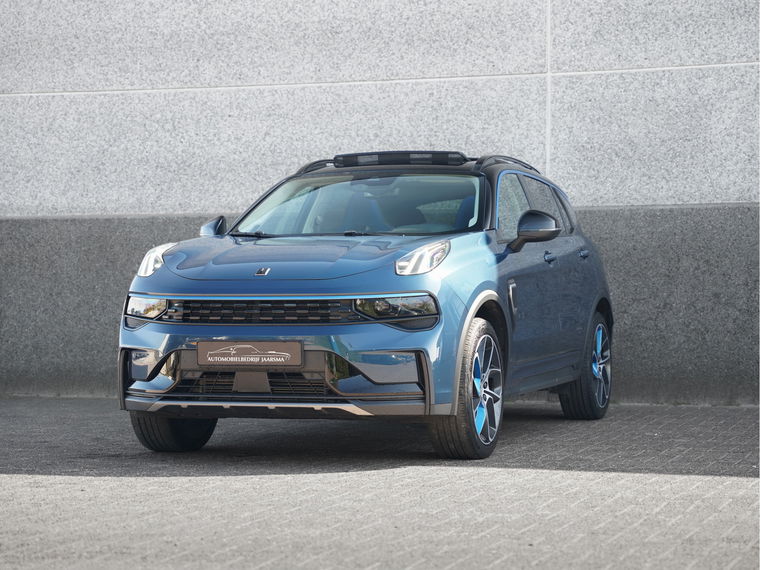 Lynk & Co 01