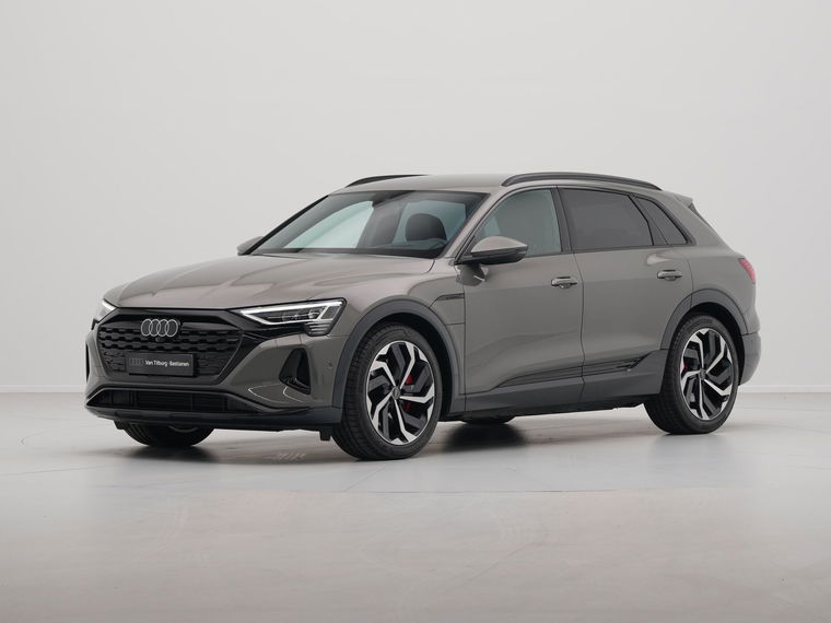 Foto van Audi Q8 e-tron