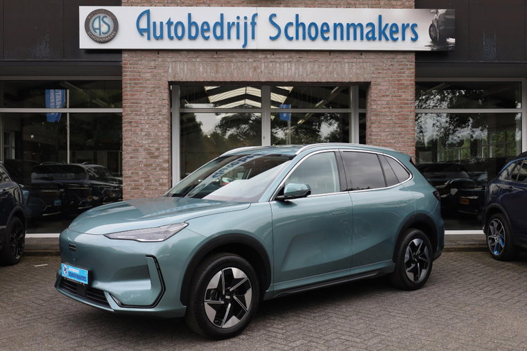 Foto van Geely E5