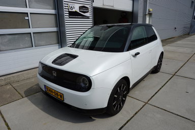 Honda e