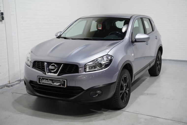 Nissan QASHQAI foto 1